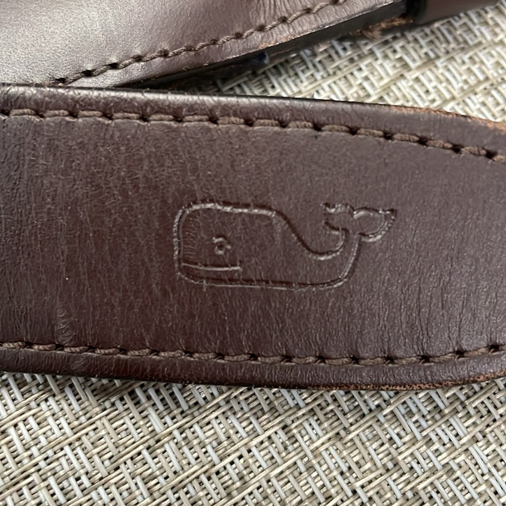 Vineyard Vines 32 Navy and Brown Belt with Gold Buckle- Whale pastel Print - Picture 6 of 6